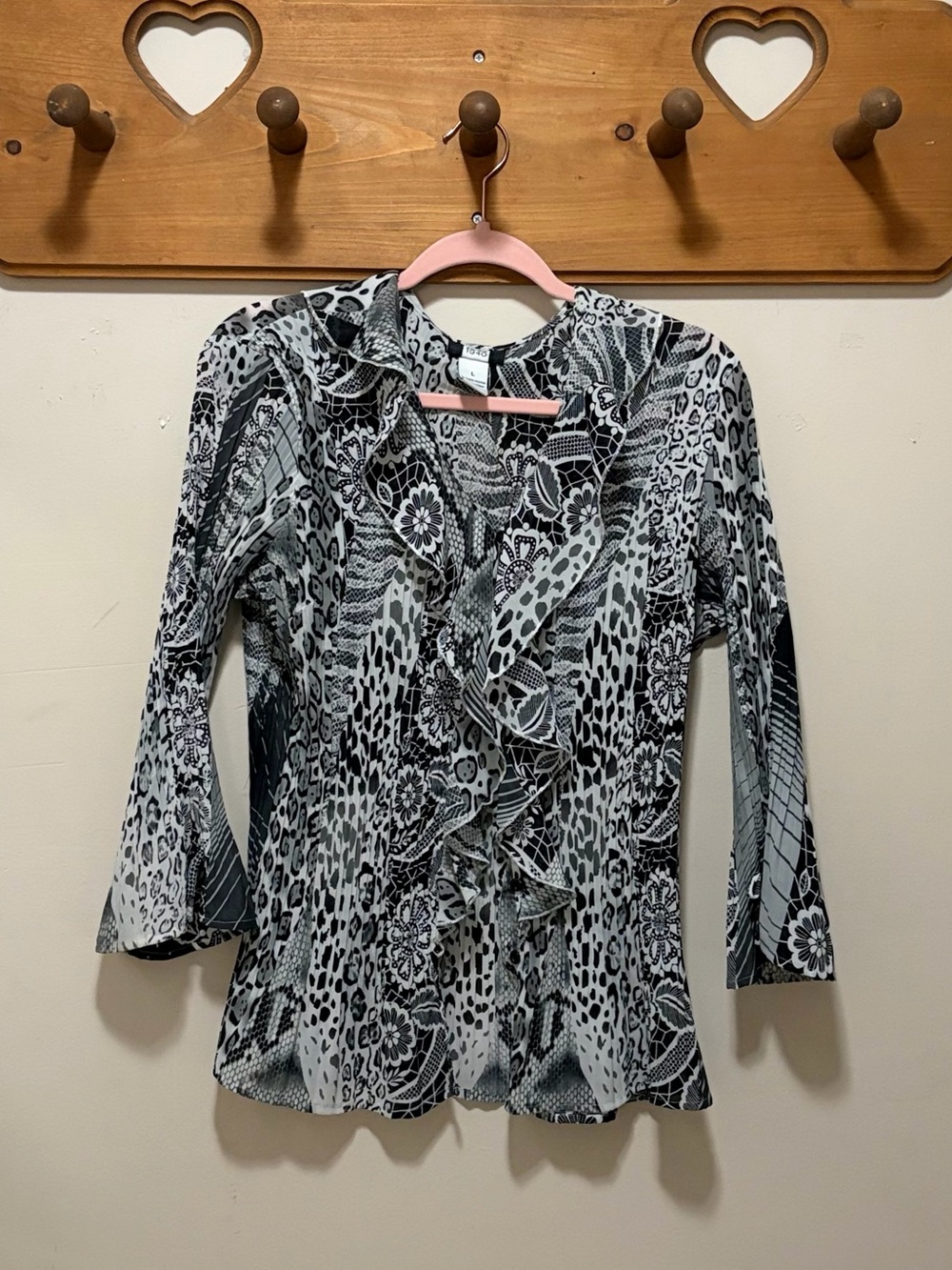 Studio 1940 Mixed Animal Floral Print Ruffle Blouse Black White L